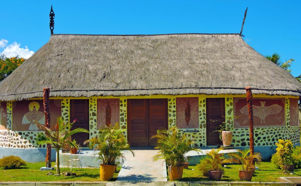 Koniambo Hotel Koné Buitenkant foto
