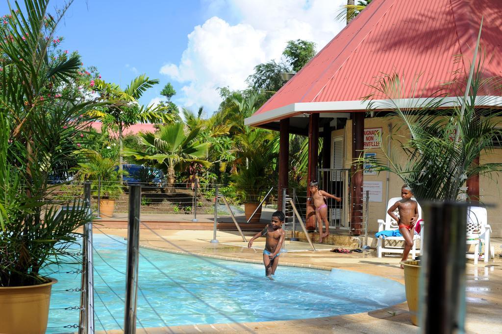 Koniambo Hotel Koné Buitenkant foto