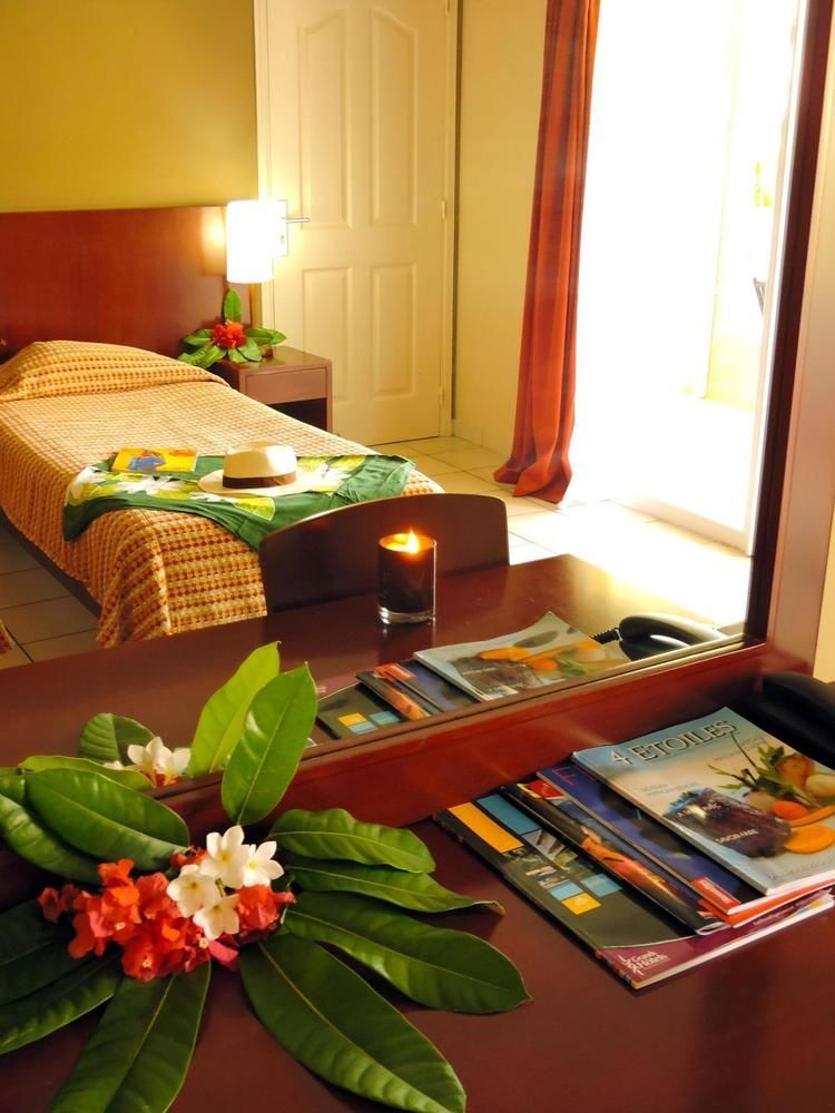 Koniambo Hotel Koné Buitenkant foto